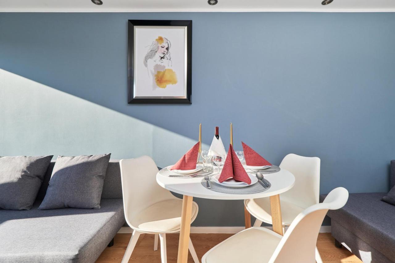 Family Szewska Market Square By Renters *