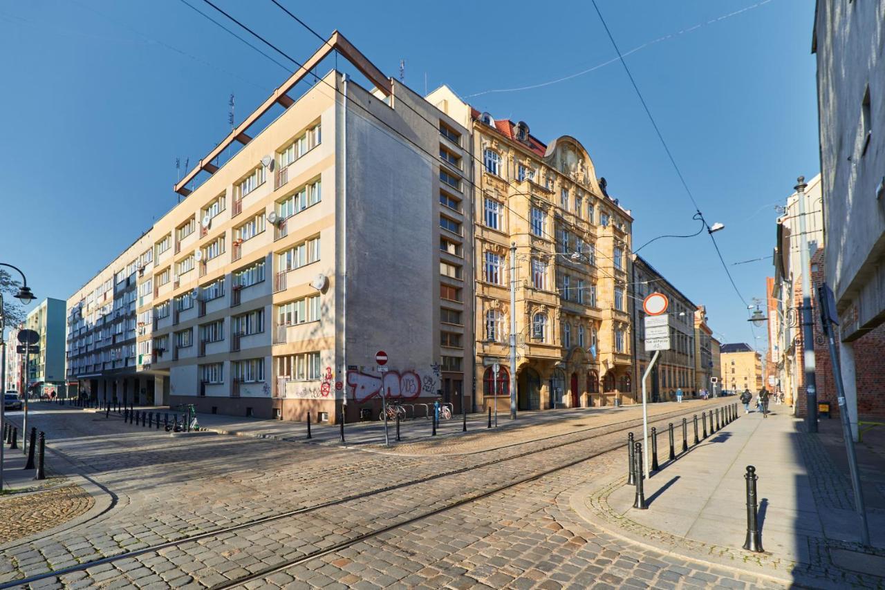 Family Szewska Market Square By Renters Wroclaw
